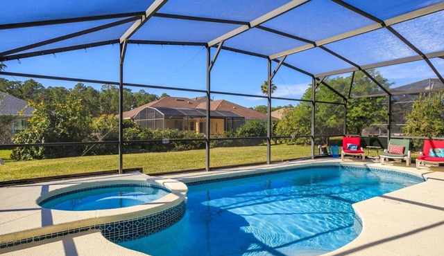 Spacious 4-Bed Pool Retreat Close to Disney and Local Attractions