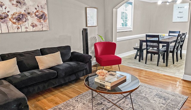 Spacious 4BR/3BA Retreat in Prime South Charlotte Location - Stadium & Airport