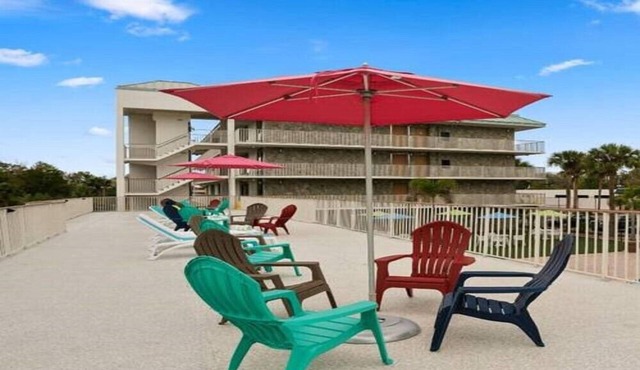 Spacious Park Royal Orlando Suite Near Theme Parks