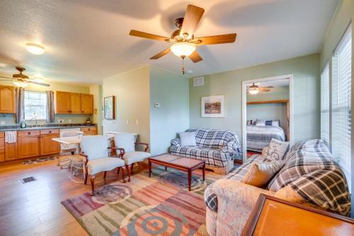 Stables & Indoor Pool Access: Lecanto Retreat!