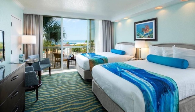 Stay at RumFish Beach: 4 Balcony Rooms Near Tropicana Field & Aquatic Preserve