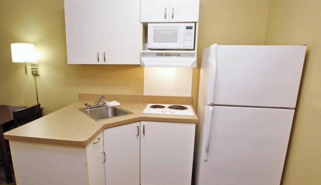 Studio 6 Corporate Extended Stay Buffalo Amherst NY