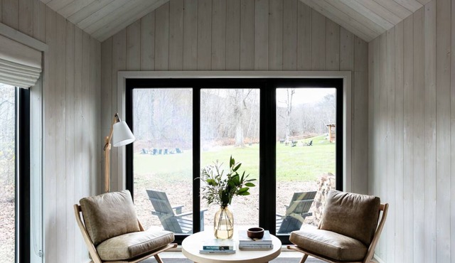 Stuga - Queen | Tälta Lodge, a Bluebird by Lark | with Indoor Swimming Pool