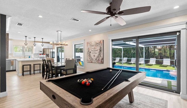 Stunning 4BR w/Pool & Games!