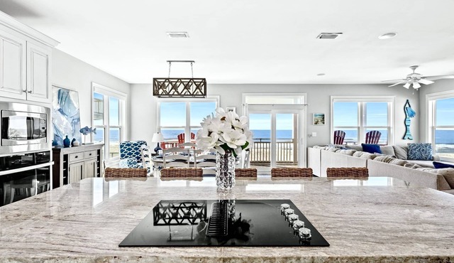 Stunning Gulf-Front Sunset! Private Heated Pool, Elevator, Fully-Stocked Kitchen
