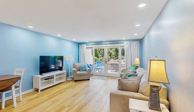 Stunning ocean-front condo with shared pool and direct beach access
