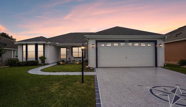 Stunning sunsets, wildlife views & golf cart included for Villages lifestyle