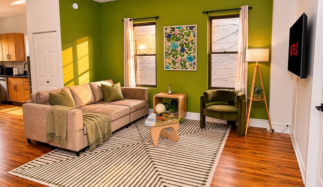 Stylish brand new 3BR Near West Loop/Fulton Market