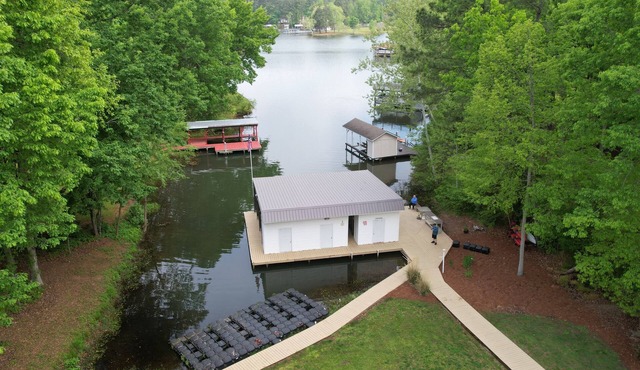 SUMMER FUN on Jimmies Creek Lake Gaston! DIRECT ACCESS TO MAIN LAKE
