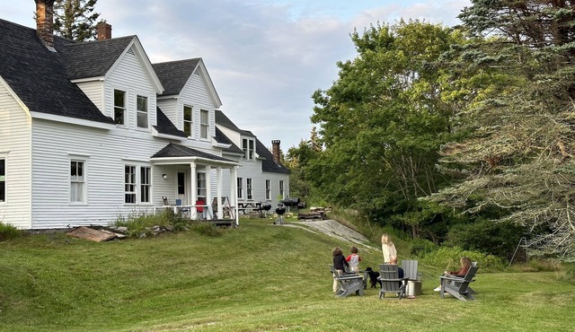 Summer House- in Stonington Village