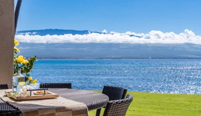 SUMMER SALE! 2BD OceanFront Getaway w AC Pool - Lauloa 105
