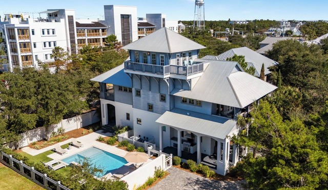 Sundance + Private Heated Pool & Gated Community