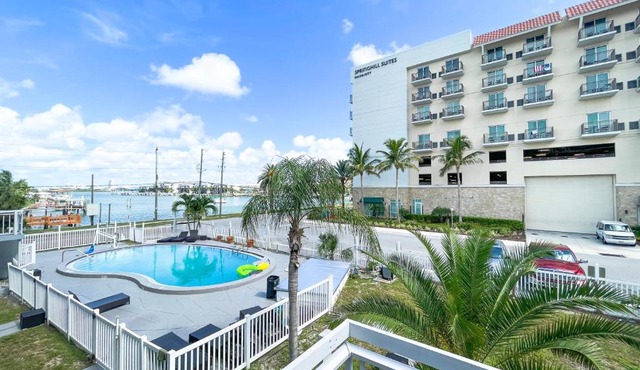 Sunrise Resort Motel South