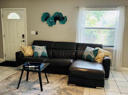 Sunshine Acre 2B 2B King Master Suite, BIG Yard