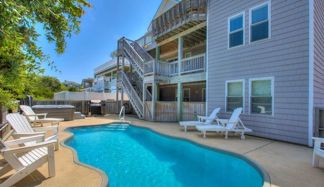 Sweet Dreams: Pool, Hot Tub, 1-Min Walk Beach