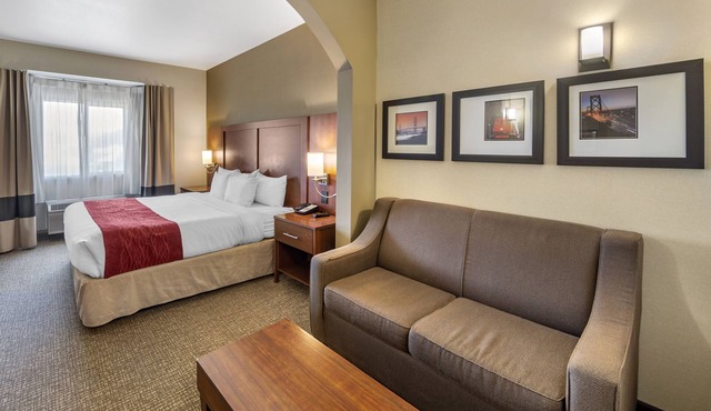 The Atrium Hotel
