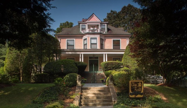 The Lion and the Rose Bed and Breakfast