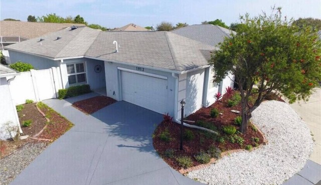 The Villages Fl. Villa Courtyard “Relax Villa" Rest, Fun, Golf, 100 Rec.centers.