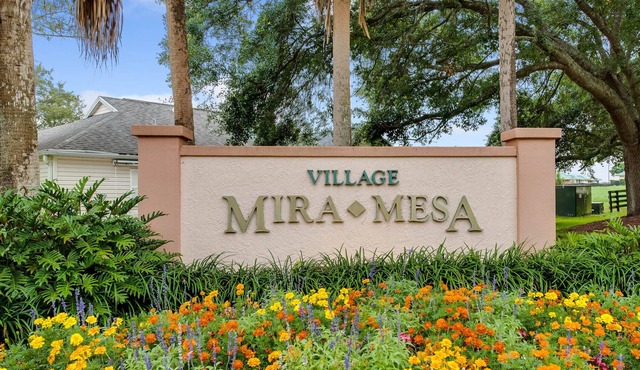 The Villages LOCATION! Beautiful 3/2 The Village of Mira Mesa with Golf Cart