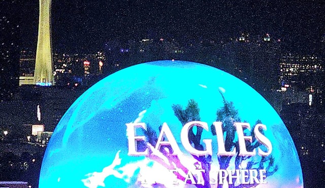 TOP 38th FLOOR 1 BR PENTHOUSE! BALCONY! SPHERE, F1 Views, POOL-NO RESORT FEES!