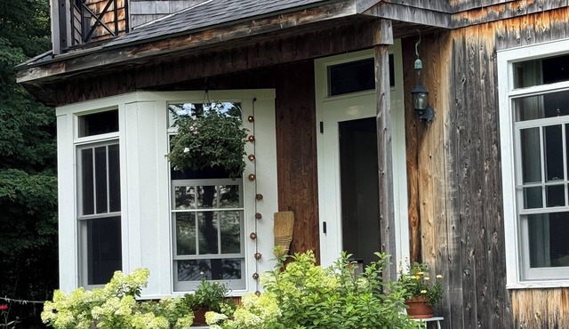 Tranquil 4-bedroom house in beautiful Vermont location.