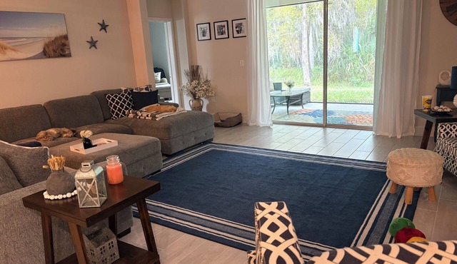 Tranquil 4-bedroom house with AC in Ormond Beach