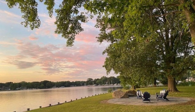 Tranquil Waterfront Cottage in Shady Side - 50 minutes to DC