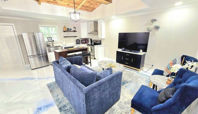 Travel Nurse Getaway - Close to Hurlburt & Eglin