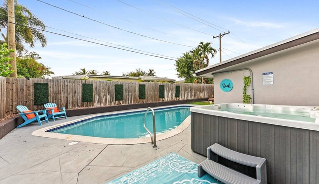Tropical Grove Pool Villa + 5 Min to Beach