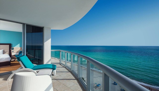 Two-Bedroom Marenas Oceanfront Apartment