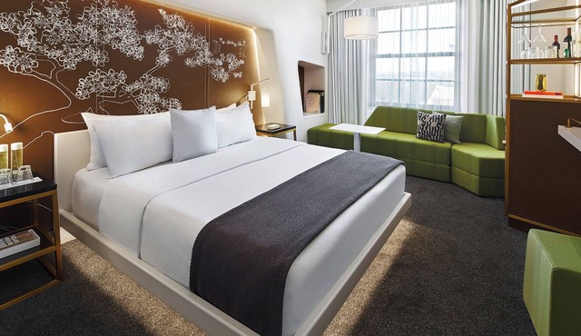 Two Deluxe King | Hotel Washington|Iconic Location for Relaxation or Exploration