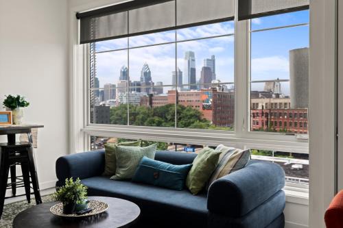 Unique 1BR King Rooftop Gym Old City WD 625