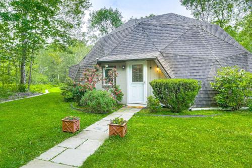 Unique Geodesic Dome Escape in Nature!