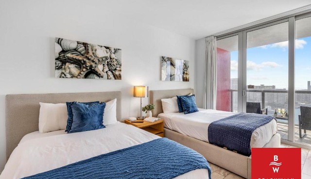 Upper Studio Getaway Resort-Style Living