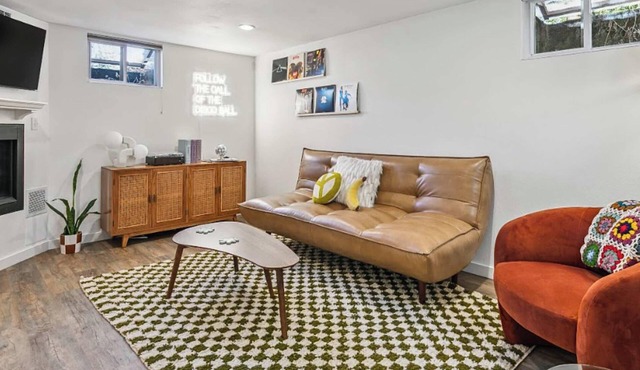 Vibrant 70s Bungalow Near Green Lake!
