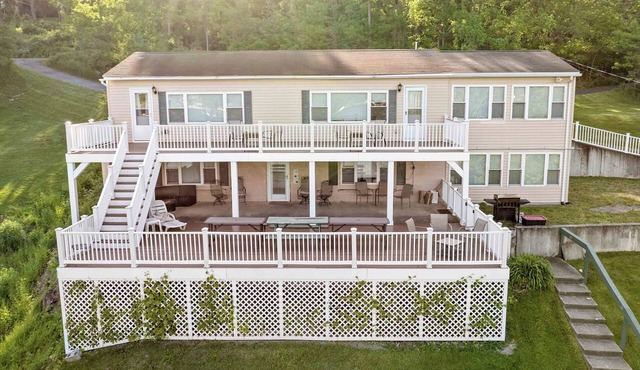 Waterfront Memories Begin at Deckside on Keuka!
