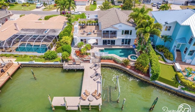 Waterfront * Private Pool * Game Room *