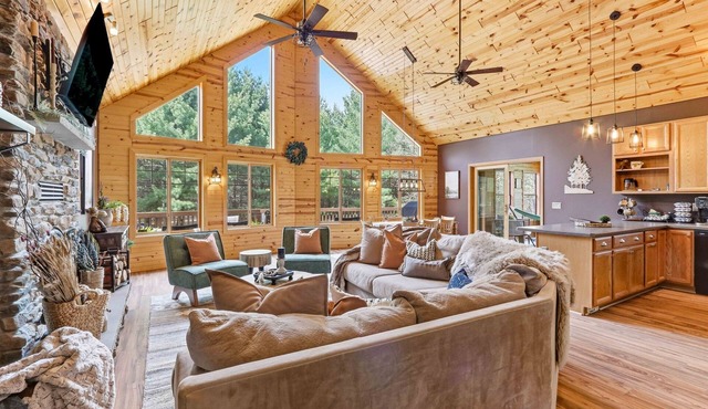 Westwind Pines - 3BR A-Frame Cabin w/Lake Access