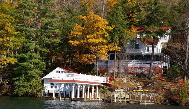 Winter Home on Lake George 4 bedrooms. 3 bathrooms. Screened porch
