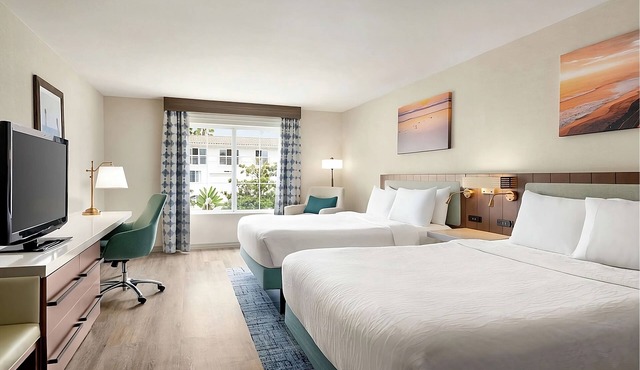 Your Carlsbad Weekend Escape | Pool | Pets Are Welcome | Legoland - 3 miles