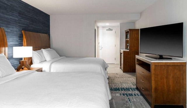 Your Home Away From Home! 4 Convenient Units, Parking, Pets Allowed!