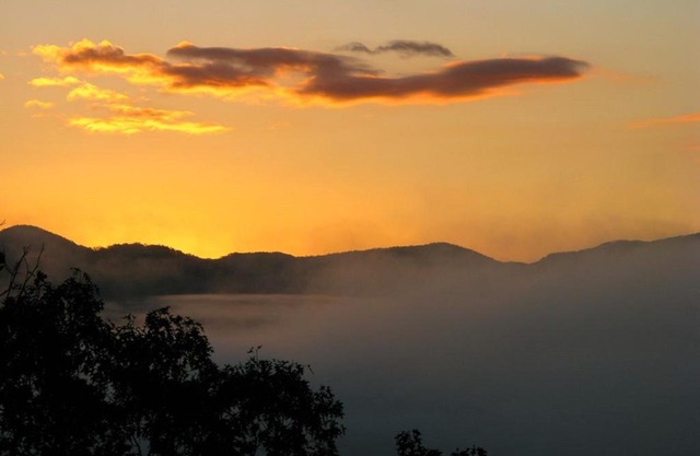 Slice Of Smokey Mountain Heaven 