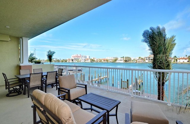 Cove Waterfront 