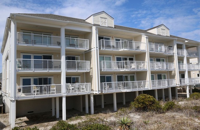 Wrightsville Dunes 3A-E - Oceanfront condo with community pool, tennis, beach