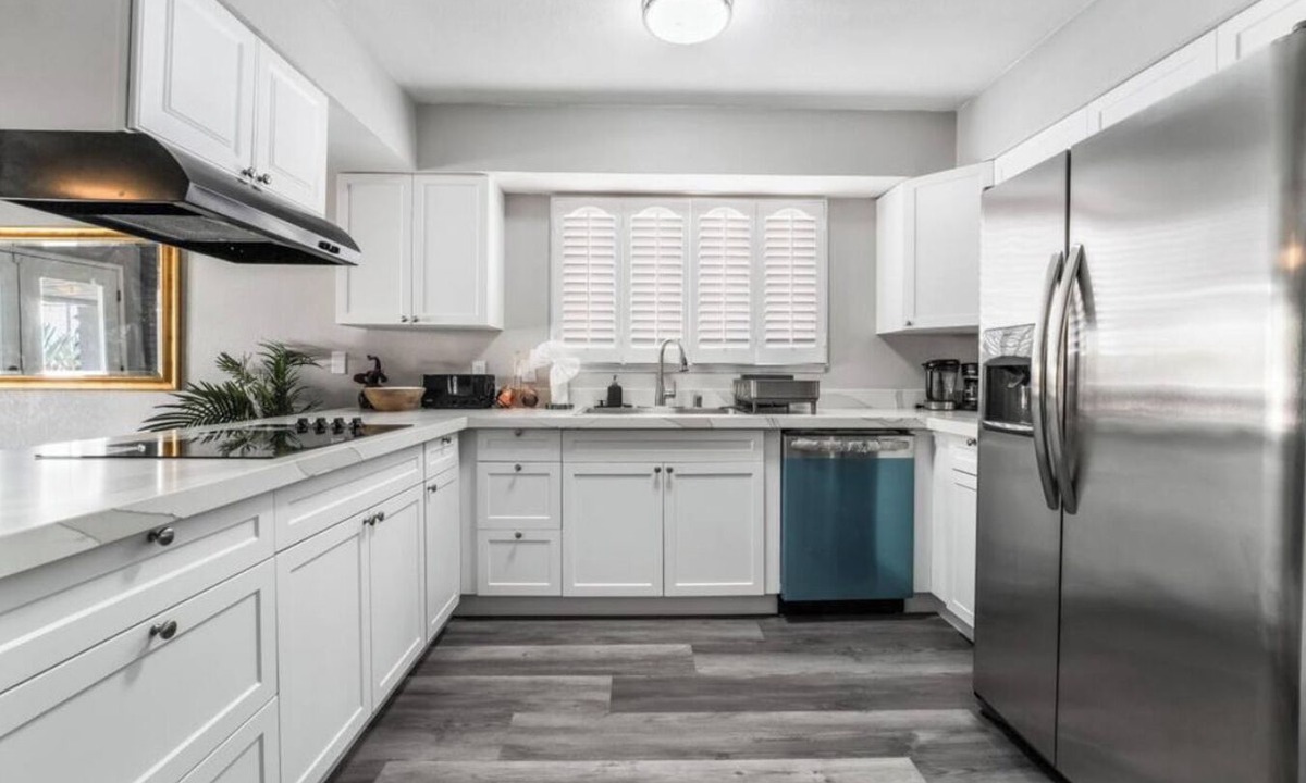 Paradise Apartment | Charming 3BR/2BA Home with Pool - Large Patio