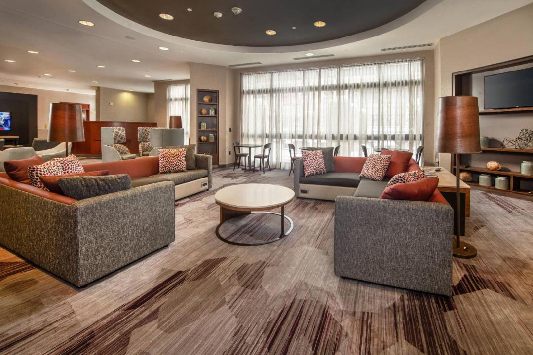 Merrifield Hotel | Courtyard Dunn Loring Fairfax