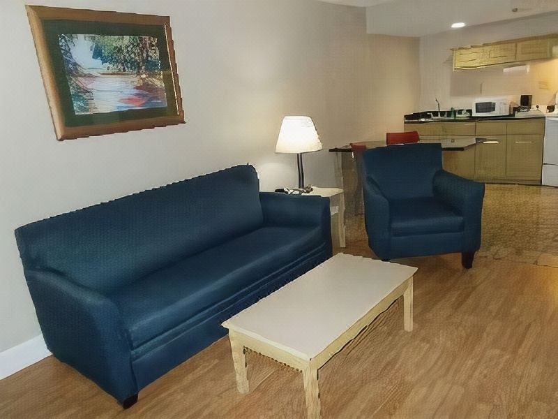 Photo of Livingroom in St. Marys