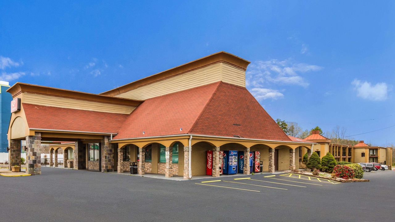 Photo of Buildings in South Salisbury