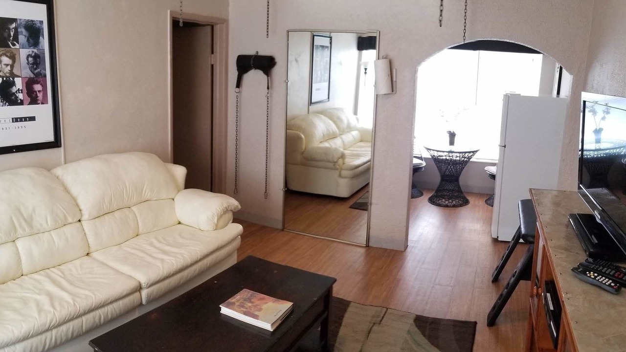 Photo of Livingroom in Harbordale