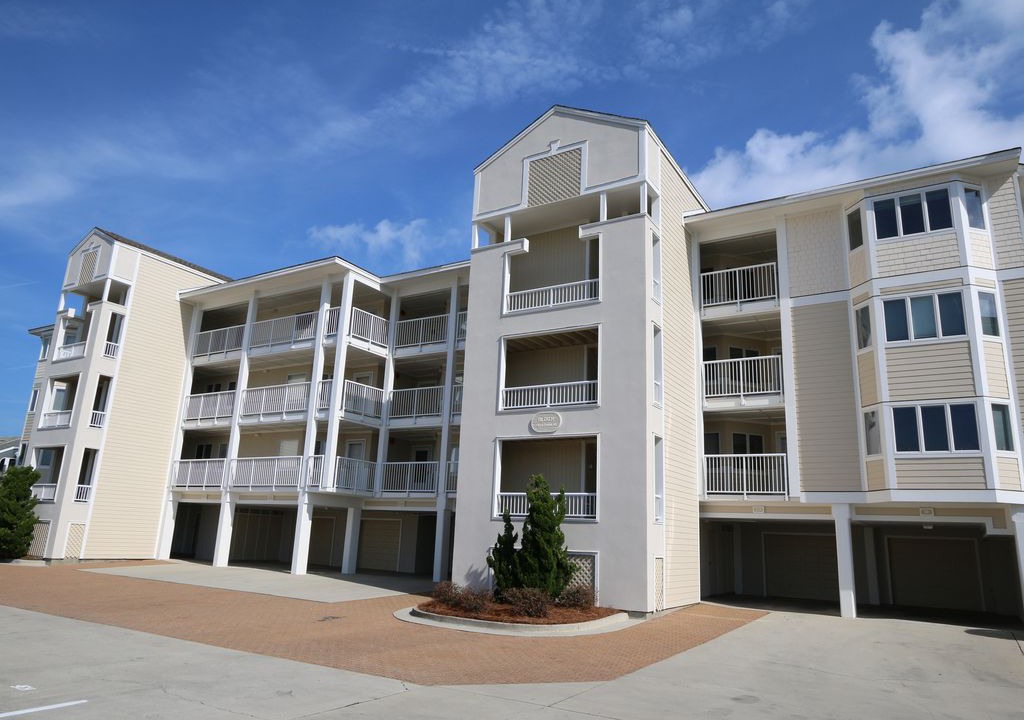 Photo of Buildings in Shell Island
